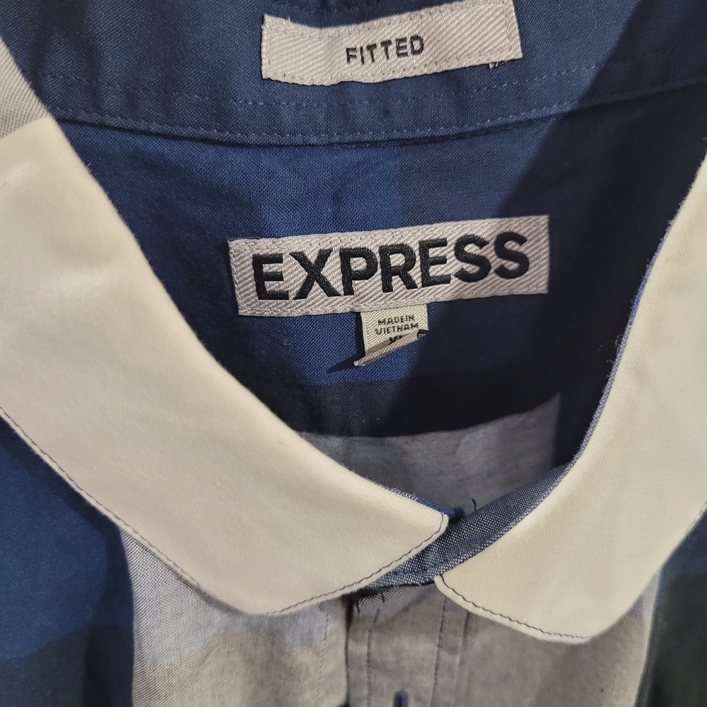 Express button down shirt - Picture 2 of 3